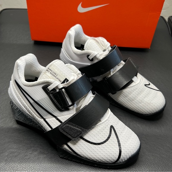 nike romaleos womens size 8